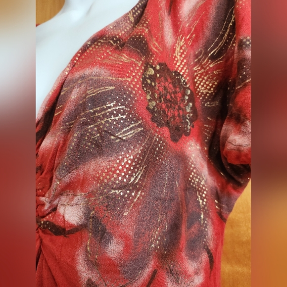 Cold Shoulder Top Size M - Picture 6 of 11